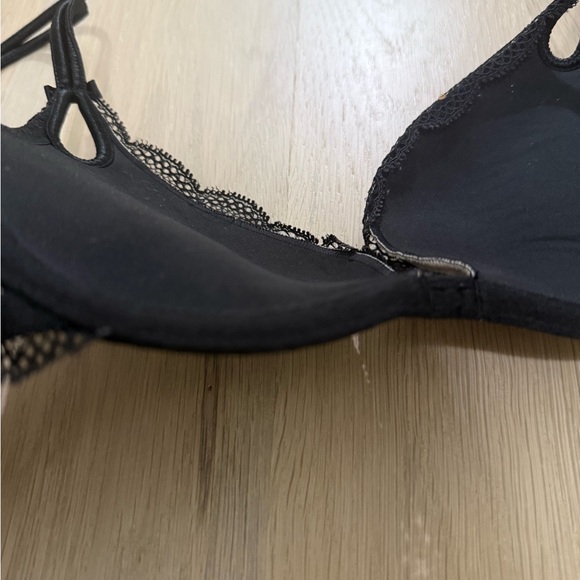 Victoria’s Secret embellished lace push up bra - Picture 12 of 14